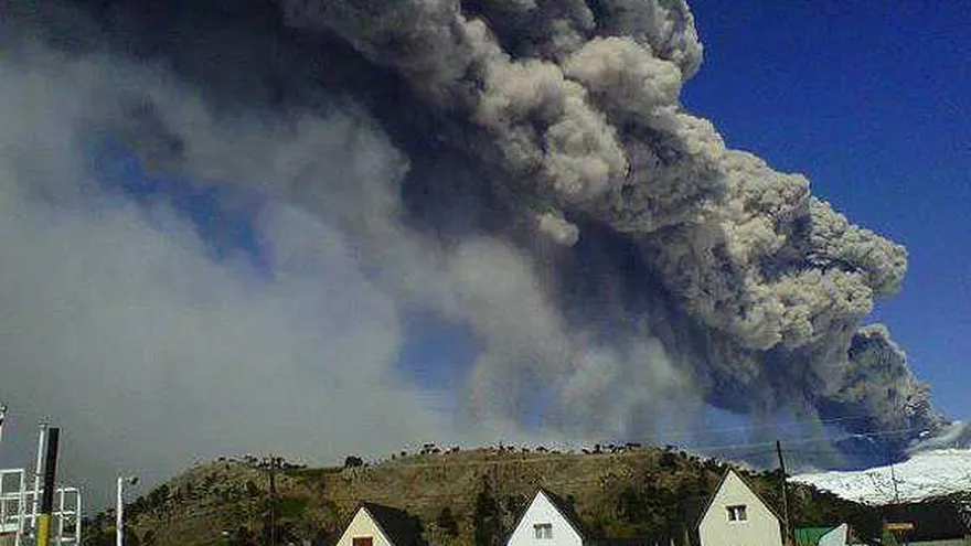Chile: Sube alerta por actividad de volcán Copahue