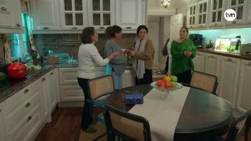 Los trapos sucios: Medine no aguanta la emoción por el esperado beso; viene la boda