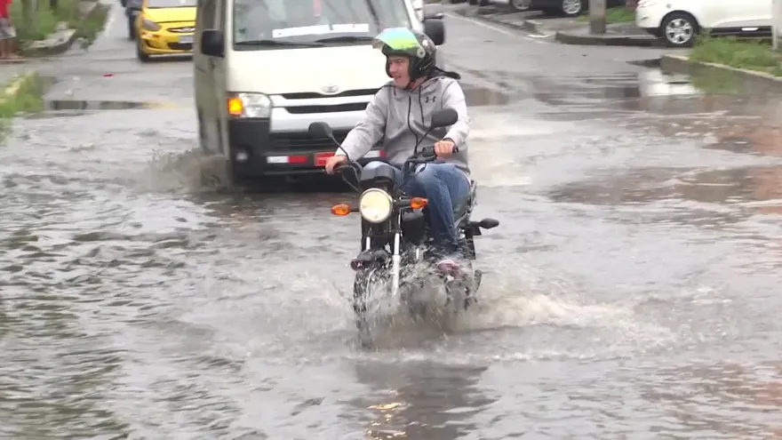 Derrame de aguas negras: Un problema de nunca acabar