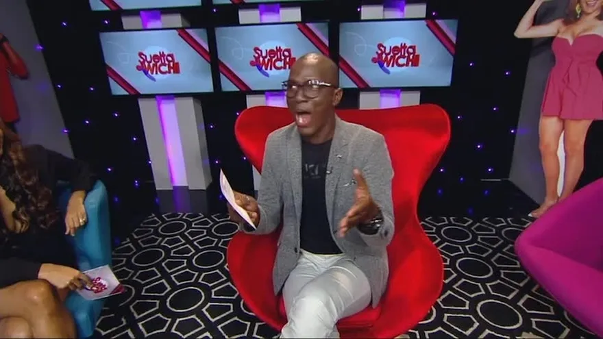 ¡Se forma pelea entre trovadores!