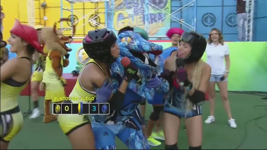 ¡Delany y Neka se robaron el show en Karaoke Flotante!