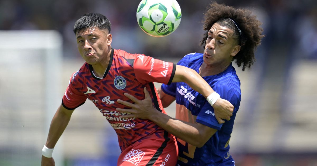 Adalberto Carrasquilla presente en el triunfo de Pumas sobre Atlético San Luis