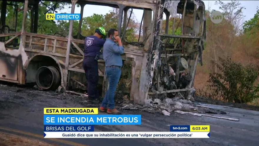 Se incendia unidad del Metrobús