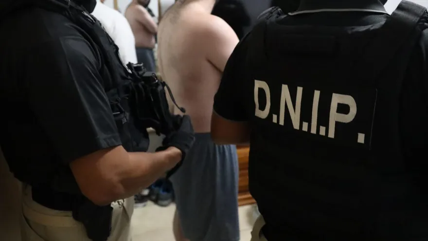 Uno de los aprehendidos en el operativo internacional
