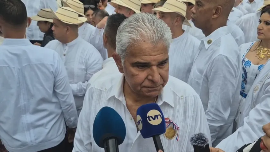 Presidente Mulino evitó responder a los cuestionamientos de los periodistas sobre los últimos hechos de violencia registrados en el país