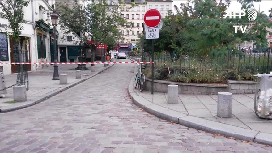 Hallan auto con botellas de gas cerca de catedral de París