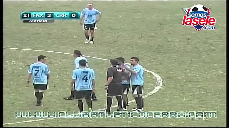 Gol de Waterman con Fénix de Uruguay