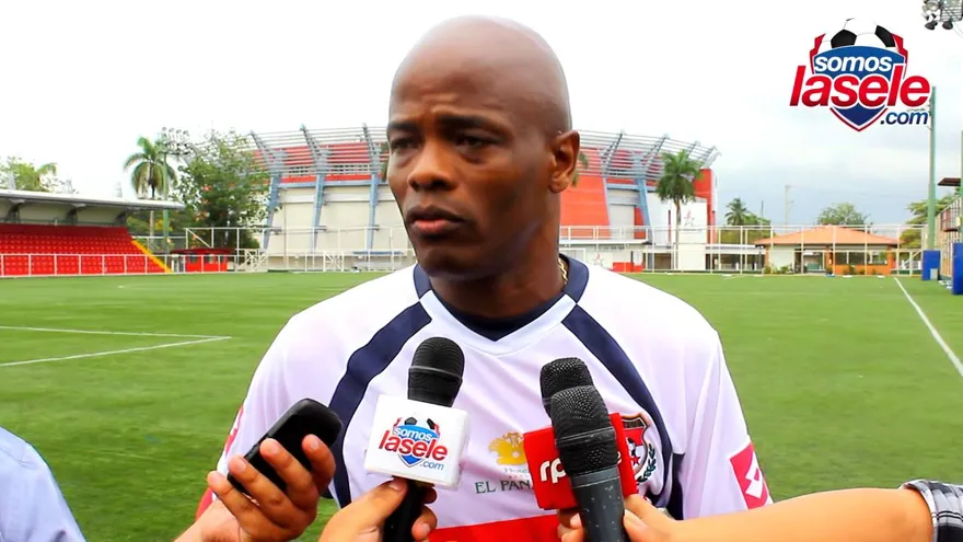 Mira la entrevista de Julio Dely, luego del último entrenamiento de la semana