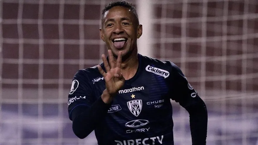 Gabriel Torres, refuerzo de Pumas, un viejo verdugo del "Tri"