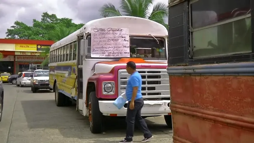 Conductores de Diablos Rojos exigen pago de indemnizaciones