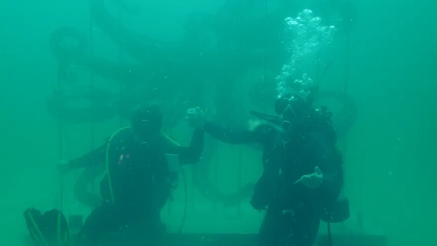 Esculturas se convierten en arrecifes en un nuevo museo sumergido en Florida