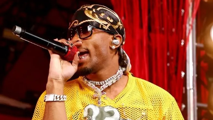 David Anthony Burke, cuyo nombre artístico es D4vd