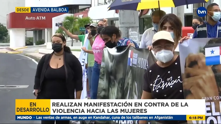 Protestan por violencia contra las mujeres