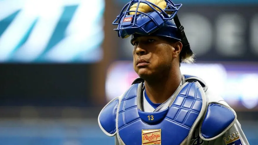 Salvador Pérez, receptor venezolano.