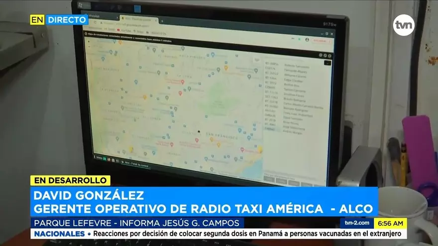 Grupo de taxistas se reinventa
