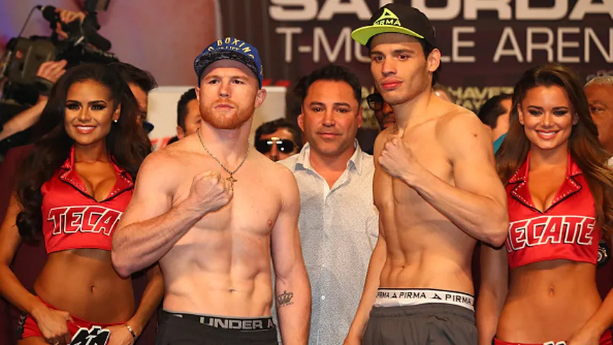 Saúl 'Canelo' Álvarez y Julio César Chávez Jr.