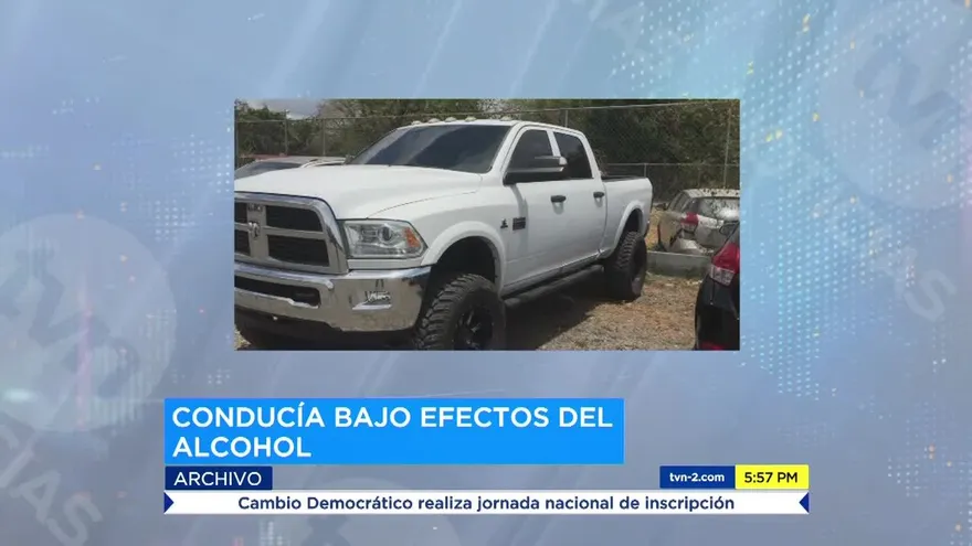 Sorprenden al exministro Ferrufino manejando bajo efectos del alcohol