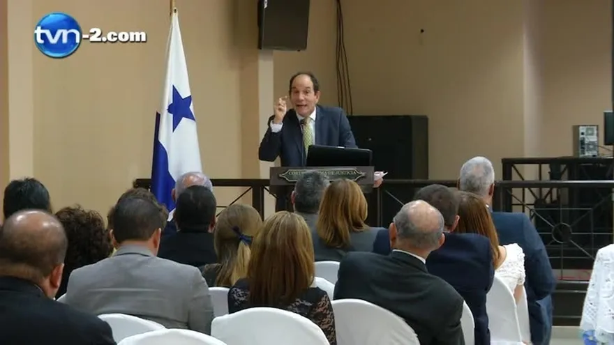 Exmagistrado colombiano asegura que los jueces no pueden estar vendiendo fallos