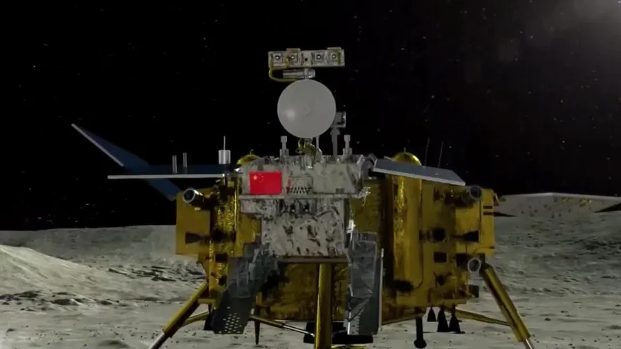 China hace historia al colocar una sonda en la cara oculta de la Luna