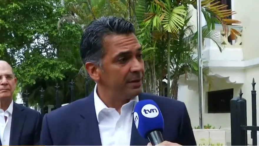 Cuestionan confidencialidad de favores a diputados