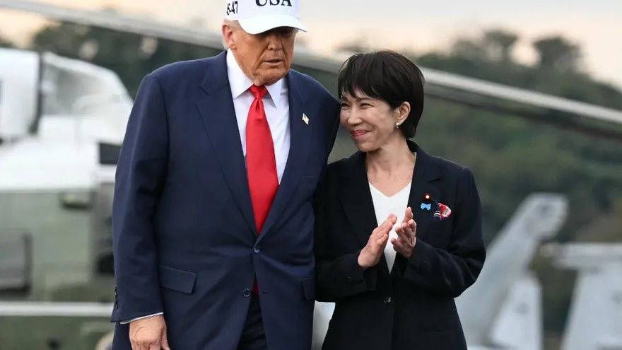 Donald Trump, presidente de EEUU y Sanae Takaichi, primera ministra de Japón.