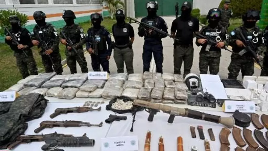 Decomisan un arsenal de armas en cárcel de Honduras
