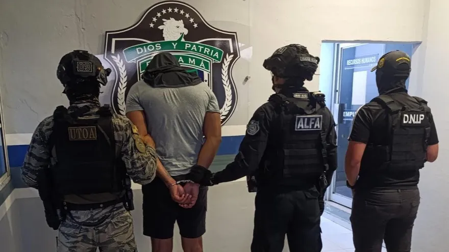 Allanamiento en Chilibre deja un aprehendido y arma de fuego decomisada