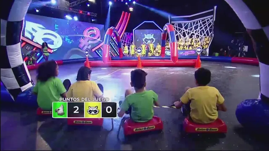 Carrera a toda marcha con los niños de Oye Mi Canto