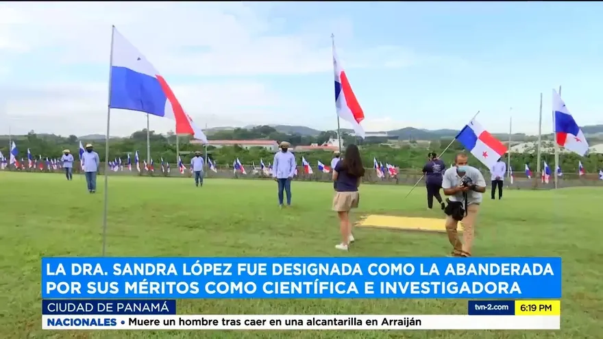 Siembra de banderas para darle la bienvenida al mes de la patria