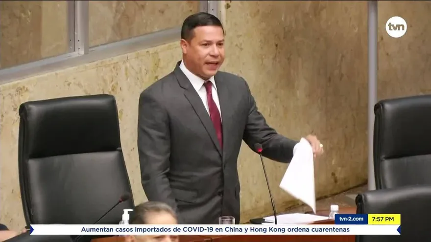 Diputados que viajaron al exterior y no cumplieron con periodo de observación