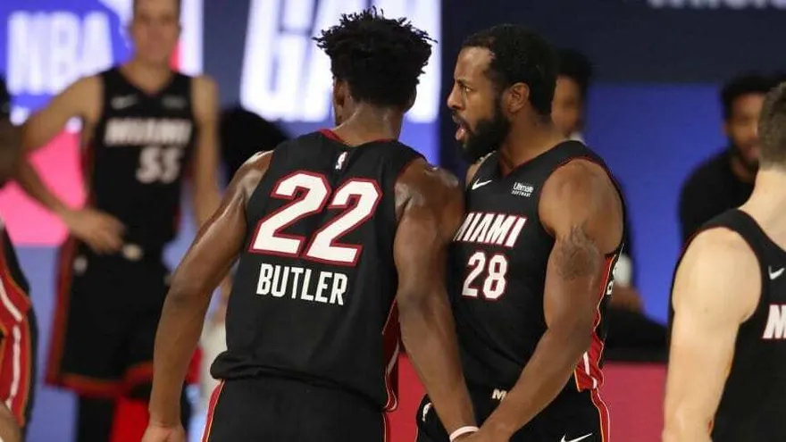 Miami pone a los Bucks al borde del abismo en semifinal de la Conferencia Este