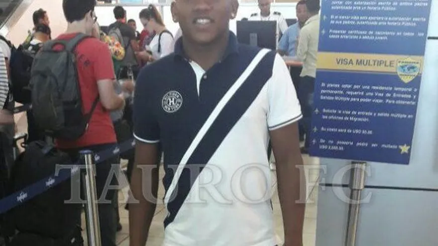 Ronaldo Córdoba viajó a Portugal