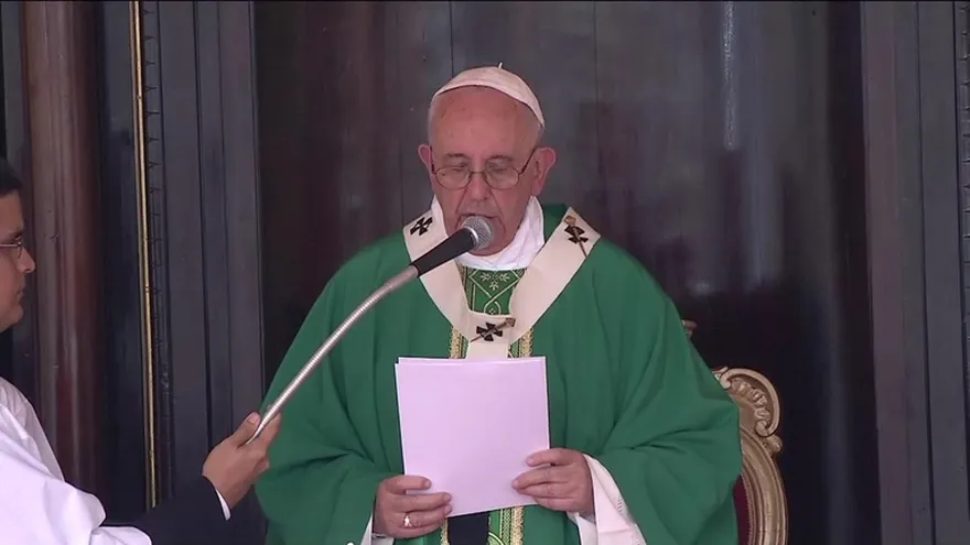 Papa ruega por la paz en Colombia