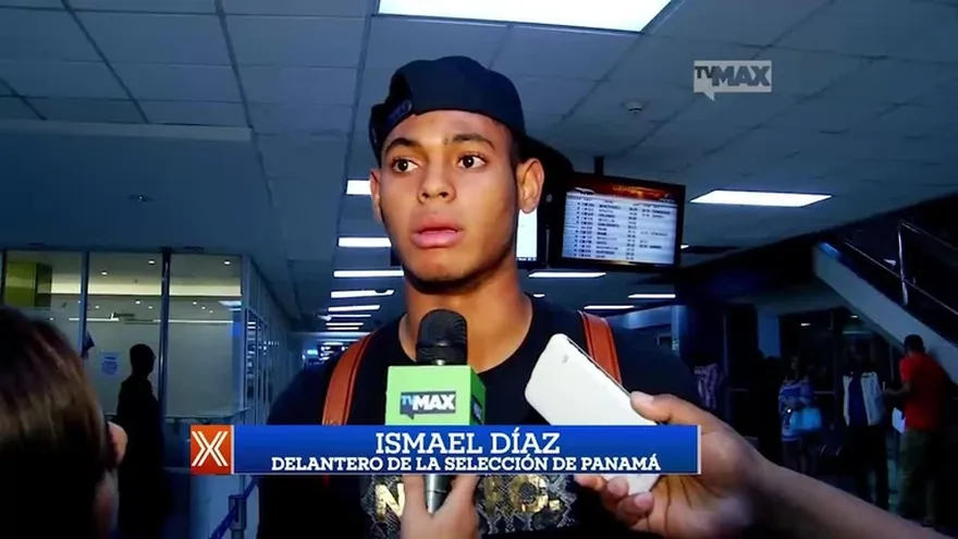 DXT: Ismael Díaz llegó a suelo patrio