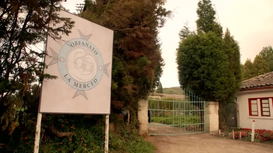 Lady La Vendedora de Rosas Capítulo 12