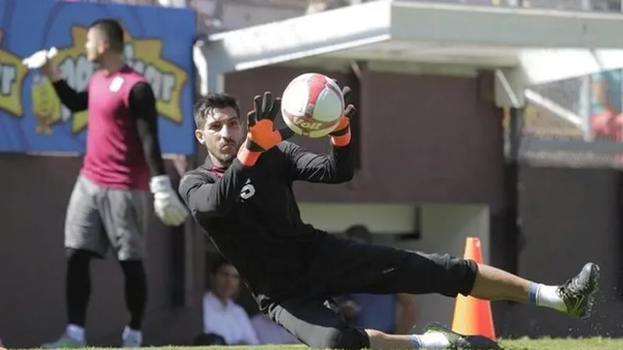 El excelso repertorio de Jaime Penedo con el Deportivo Saprissa. Foto/Archivo.