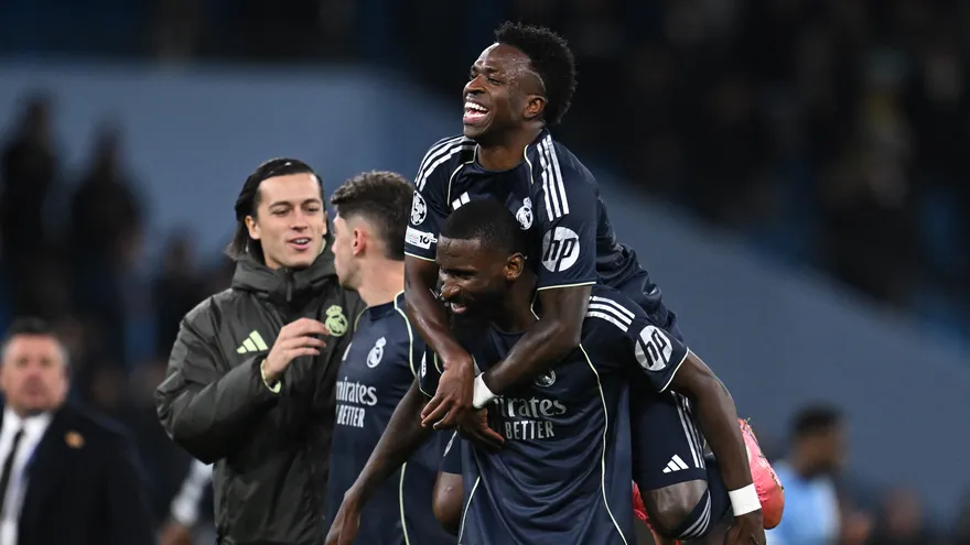Vinicius celebra anotación sobre el Manchester City