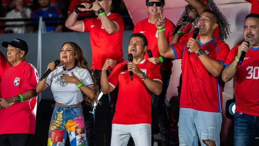 Algunos de los cantantes de Sube La Marea
