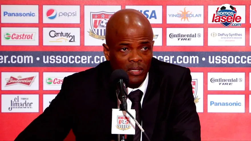 El DT Julio Dely Valdés reconoció la superioridad de su rival