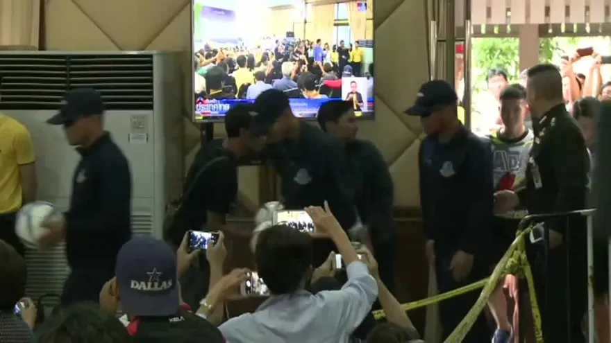 Niños de cueva de Tailandia contaron su experiencia