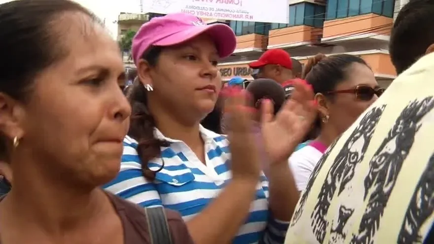 Docentes firman acuerdo y ponen fin a la huelga