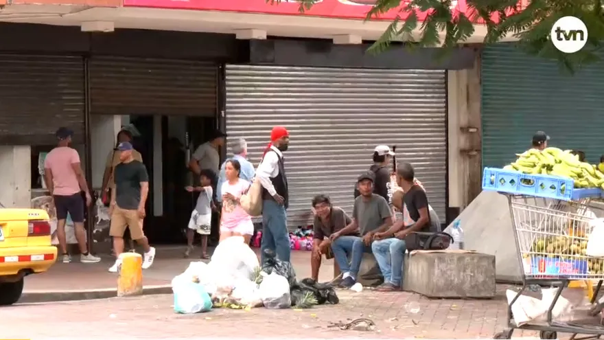 Comerciantes en la peatonal de La Central temen por actos vandálicos