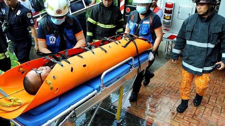 36 cuerpos en centro comercial incendiado en Filipinas