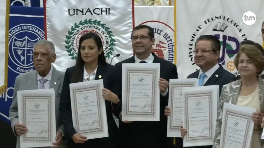 23 universidades son reacreditadas