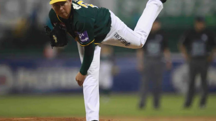 Solís da triunfo a Los Mochis en béisbol mexicano