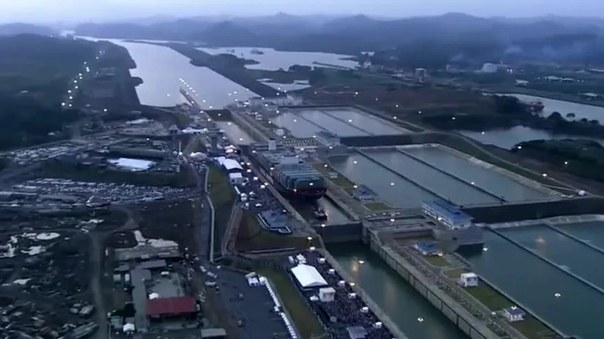 Canal de Panamá cumple 17 años en manos panameñas