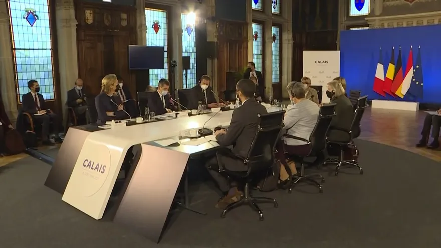 Europeos desean "mejorar cooperación" con Reino Unido tras naufragio en canal de la Mancha