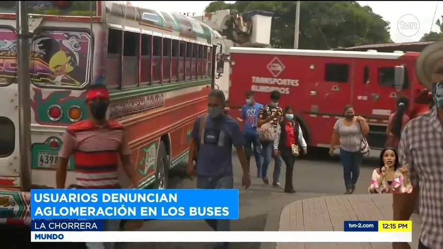 Usuarios denuncian exceso de personas en transporte público en La Chorrera