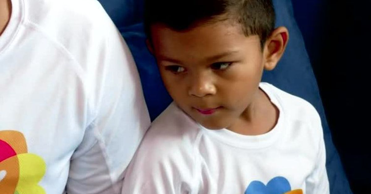 Solidaridad cambia la vida de Abdías, niño con enfermedad degenerativa