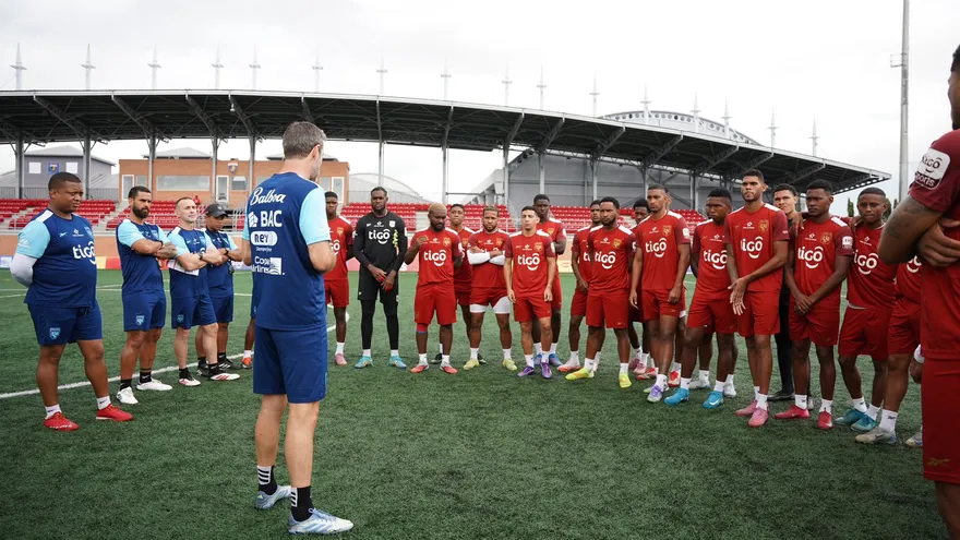 Thomas Christiansen y sus jugadores